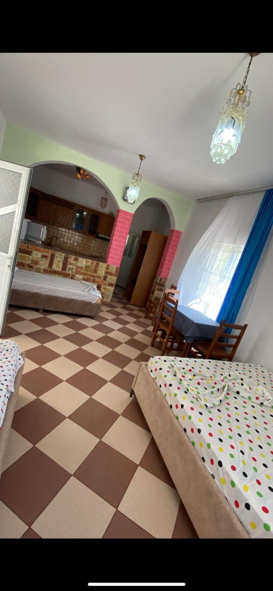 Albi Maison d'hôtes Qazim Pali